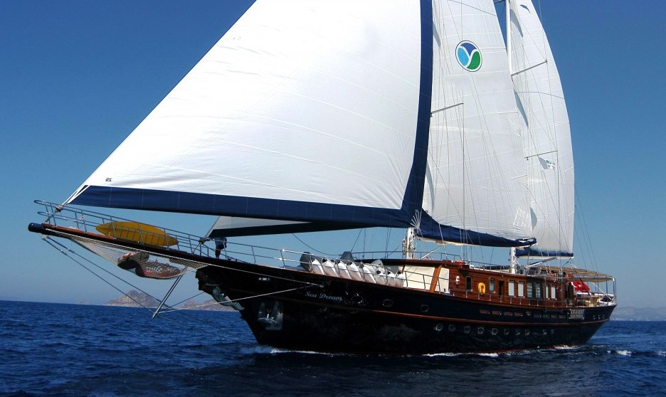 Yacht SEA DREAM - Sailing