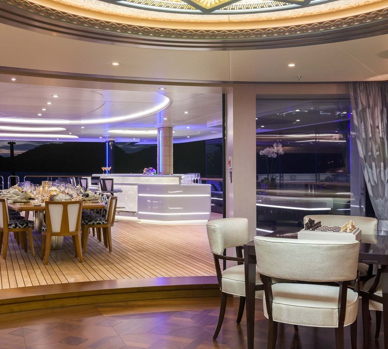 Yacht Solandge - Entertaining