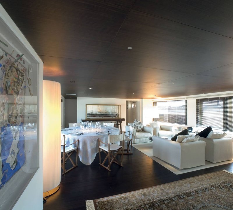 Yacht TRIBÙ By Mondo Marine - The Dining Table