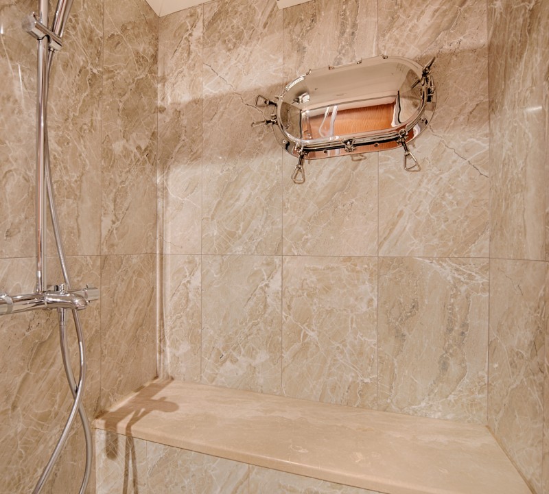 Aft Master Ensuite Bathroom
