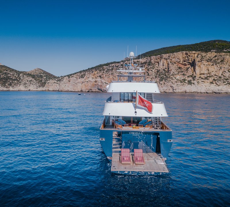 Aft View With Open Swim Platform