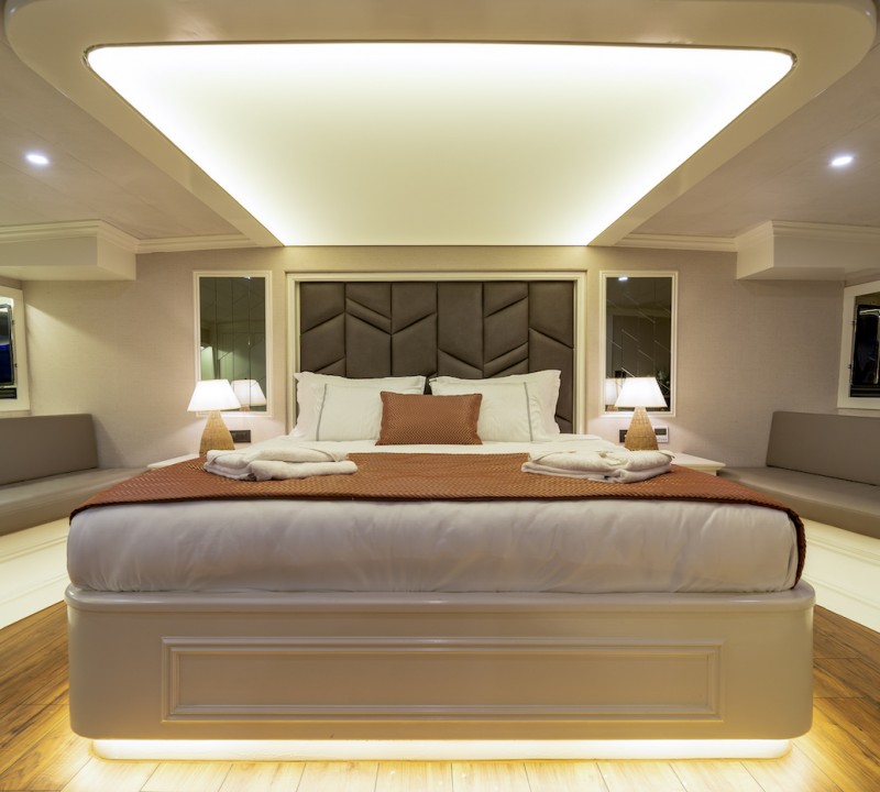 Double Cabin 4