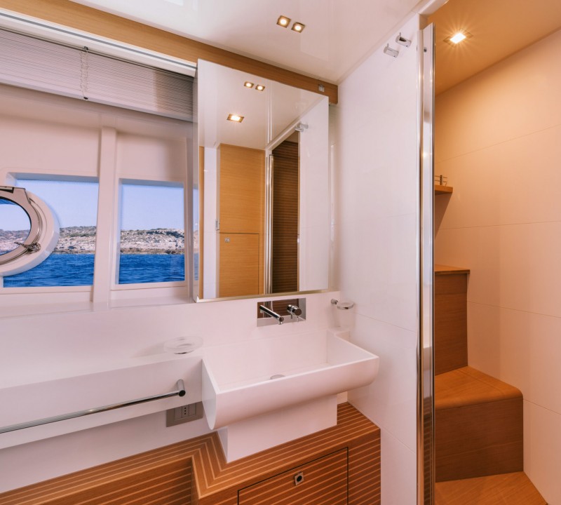 Duest Bathroom