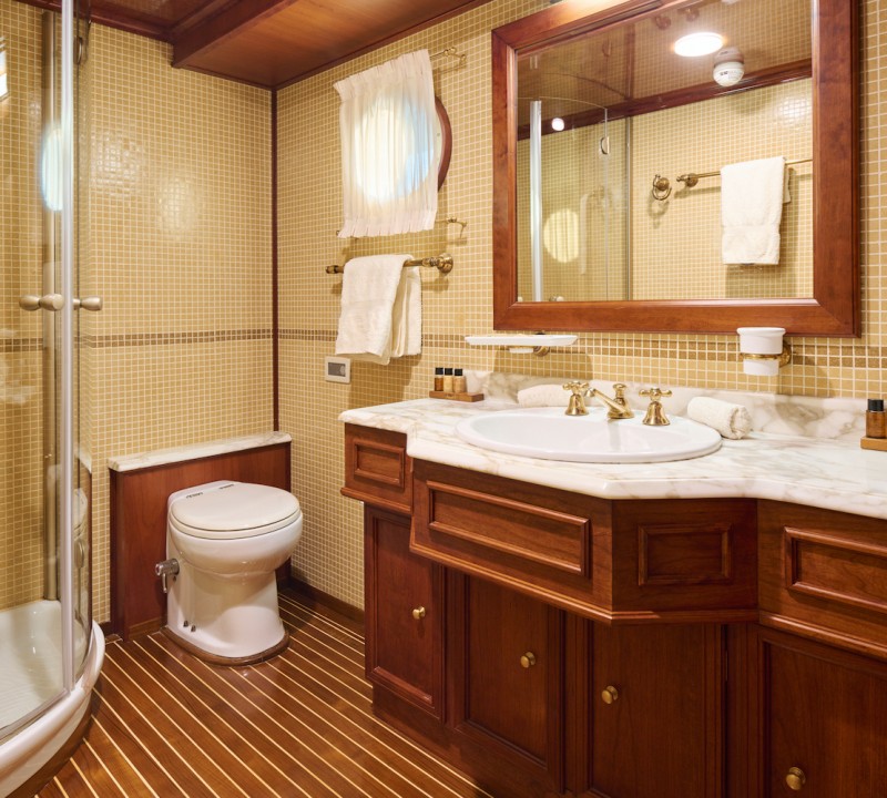 Ensuite Bathroom