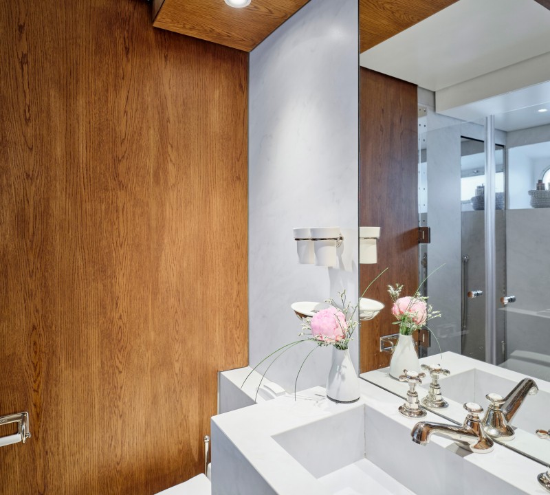 Ensuite Bathroom Detail