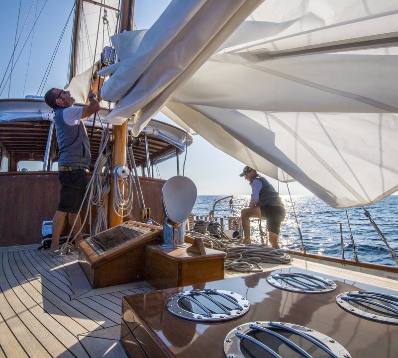 Fantastic Sailing Charter Experience With Professional Crew