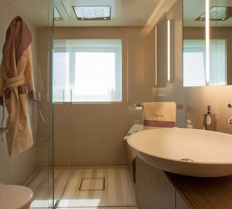 Guest En Suite Head