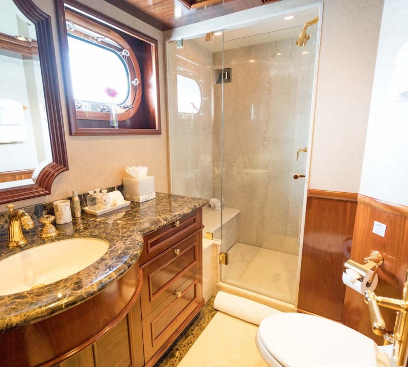 Guest Stateroom Head