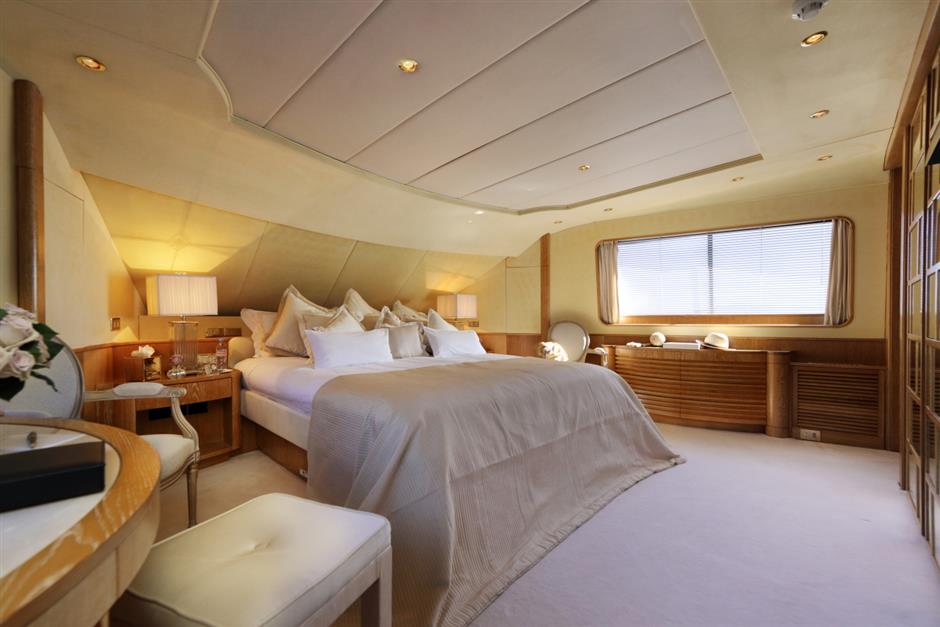Guest cabin