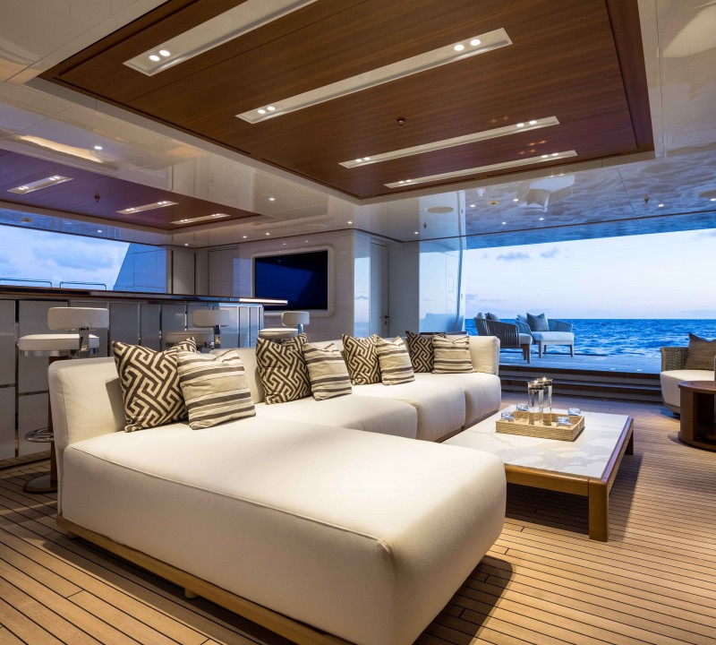 Lower Deck - Beach Club Interior