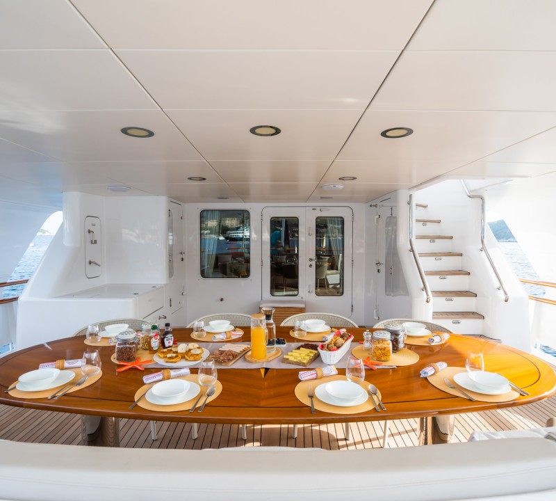 Main Deck Aft - Breakfast