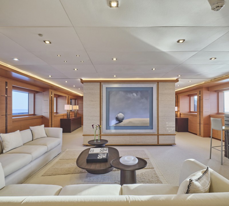 Main Saloon   - Photo Studio Reskos