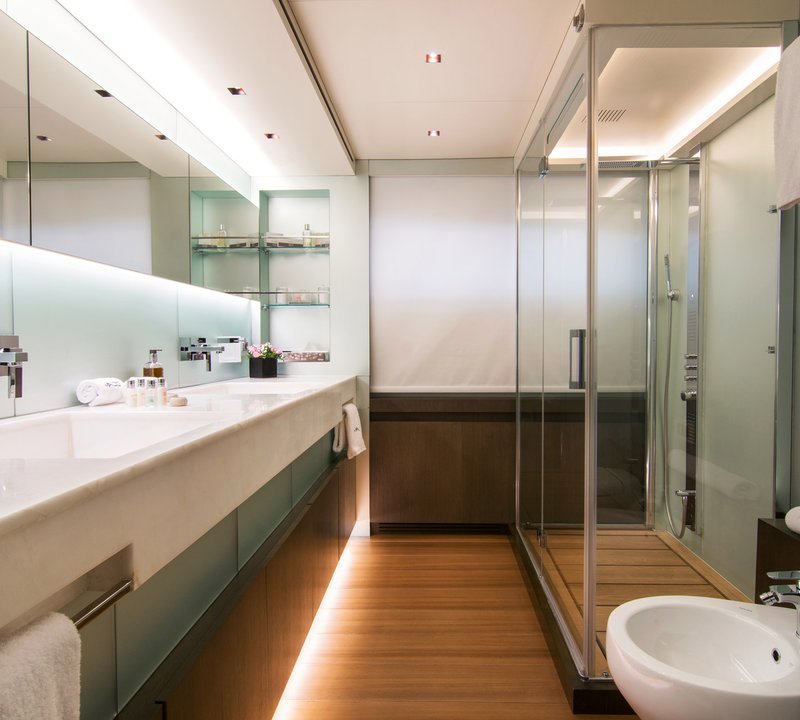 Master Ensuite Bathroom