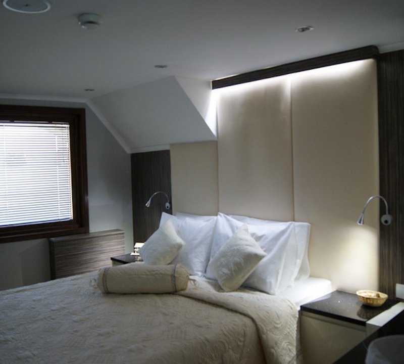 Double cabin
