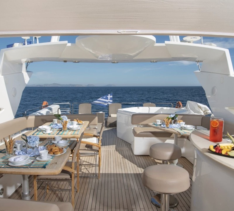 sun deck