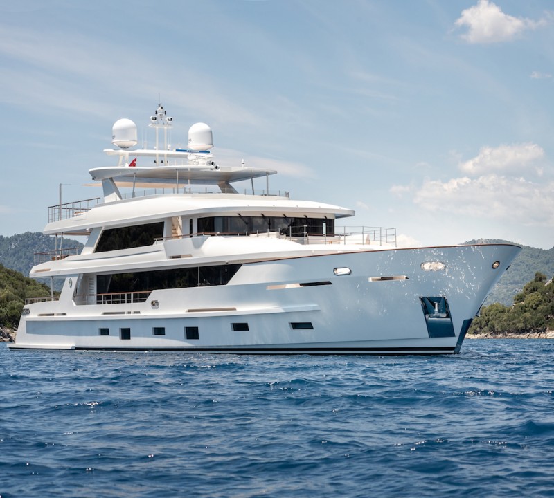 Motor Yacht Sunrise