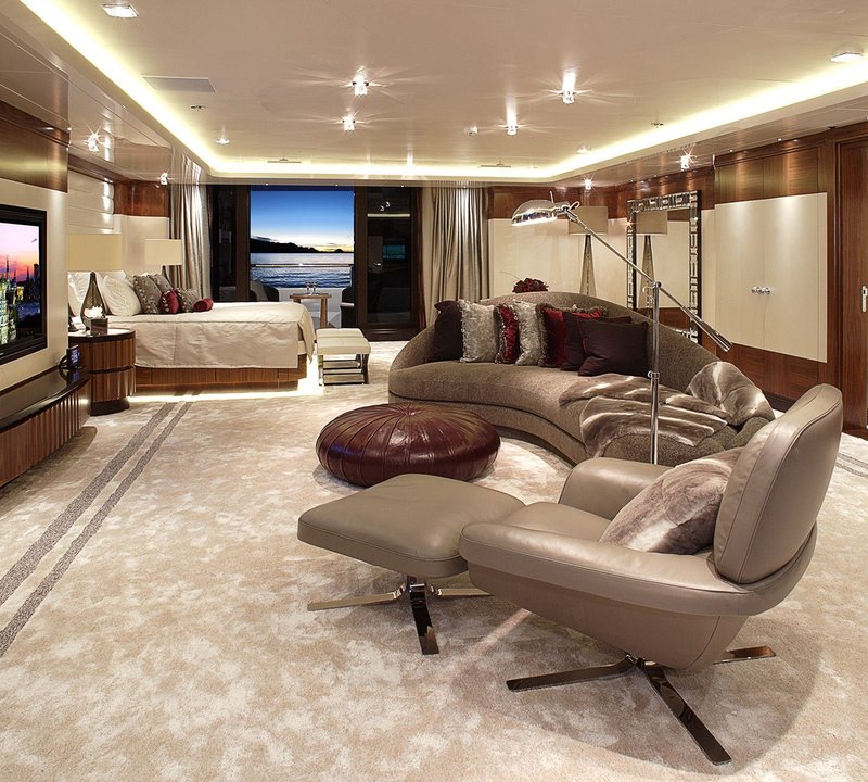 Salon And Tv