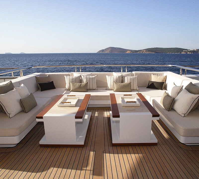 Salon On Sundeck