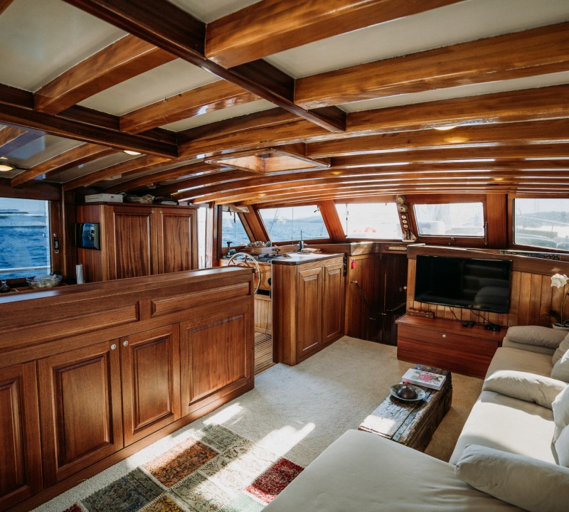 Saloon