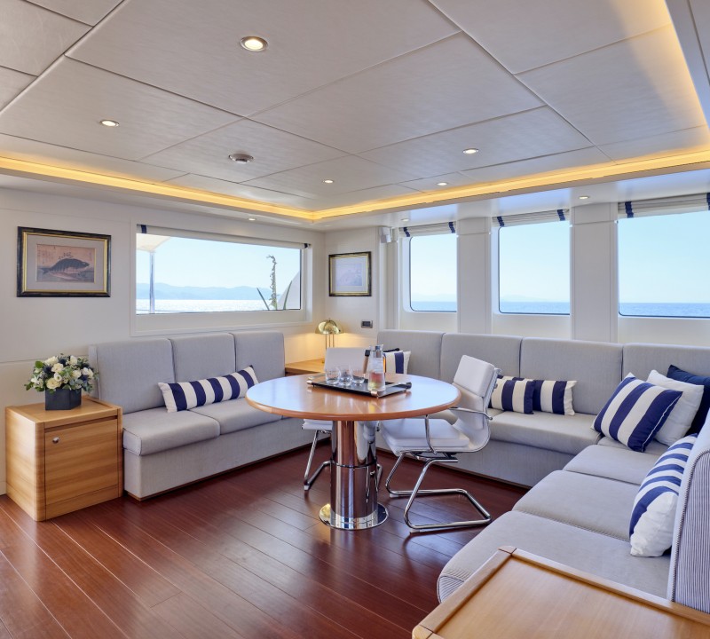Saloon Seating