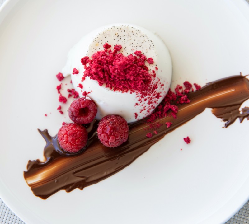 Sample Menu © YachtShot