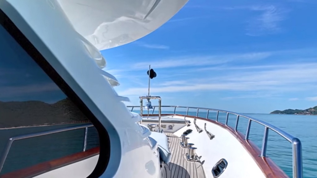 Side Decks