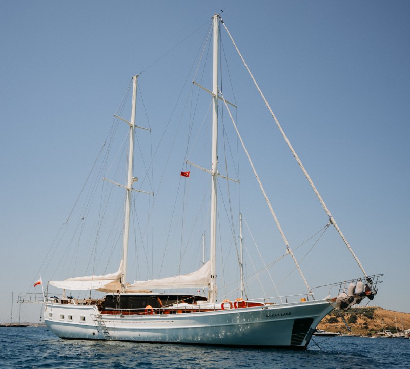Siling Yacht  Beyaz Lale