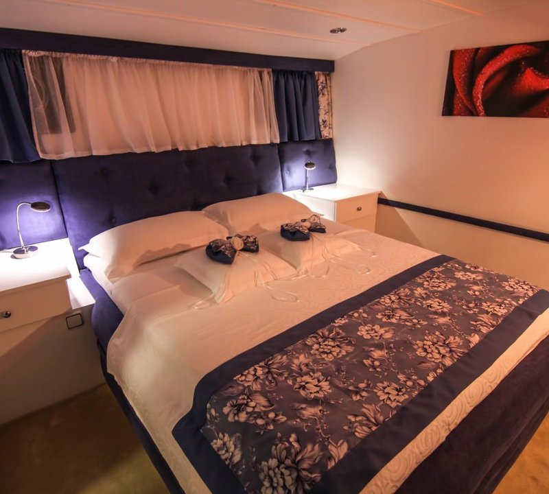 Spacious Double Cabin