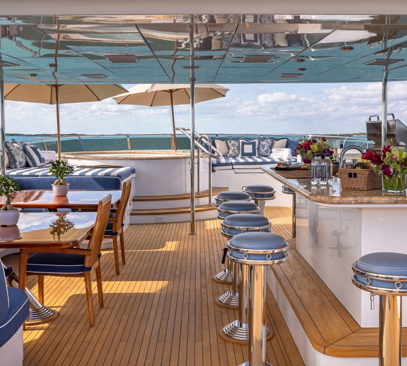 Sun Deck Bar And Dining Area