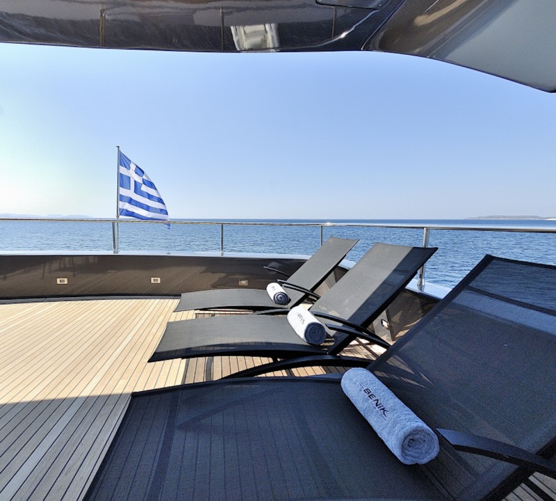 Sun Deck - Sun Loungers
