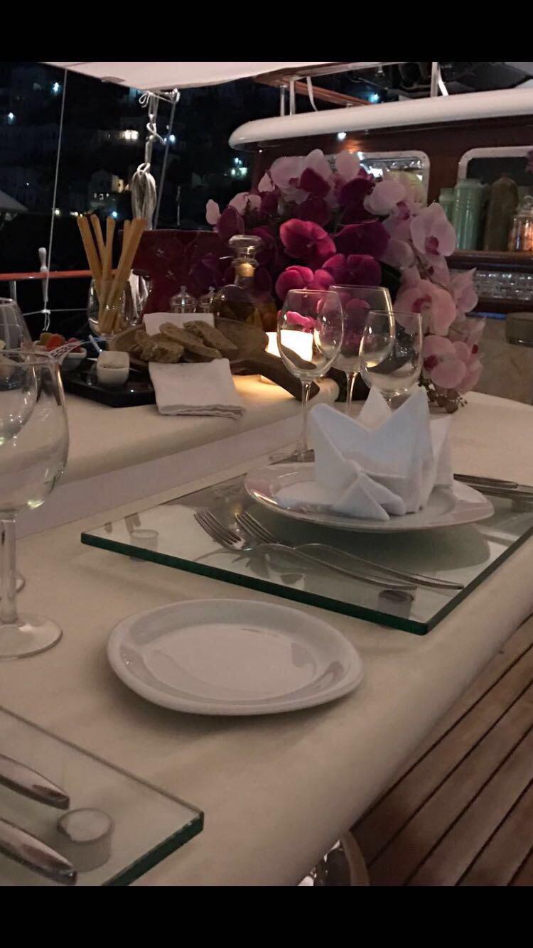 Table Set Up
