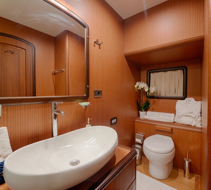 Triple Ensuite Bathroom