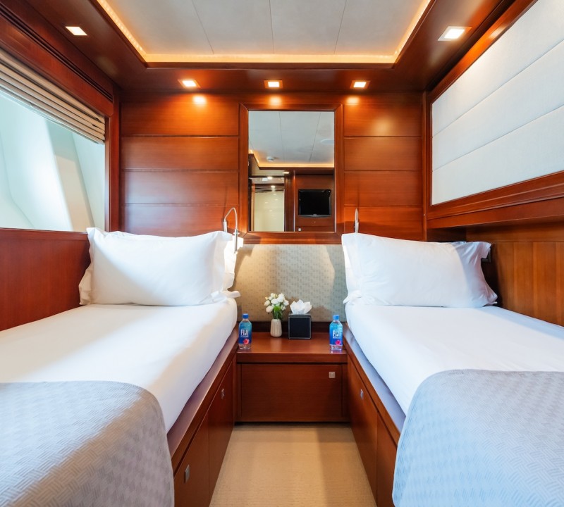 Twin Cabin