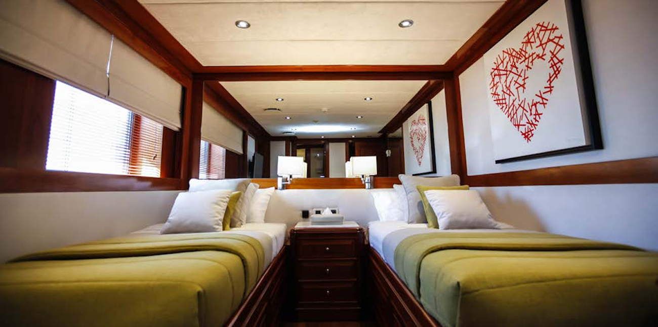 Twin Cabin