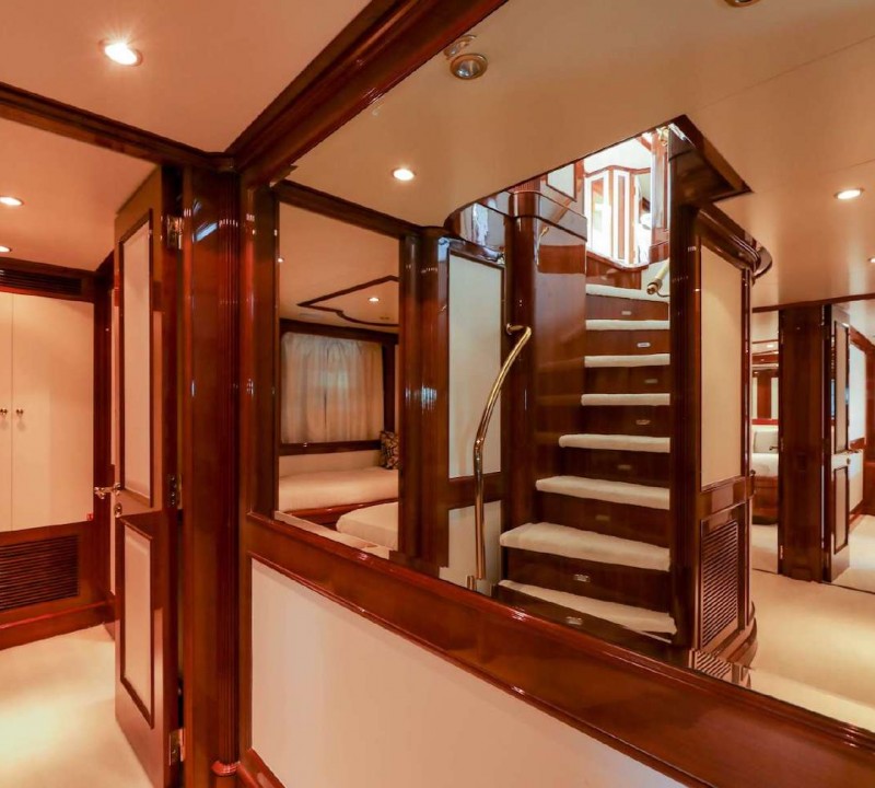 Twin Cabin Below Deck