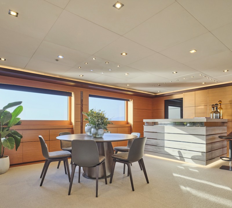 Upper Saloon Bar Area  - Photo Studio Reskos