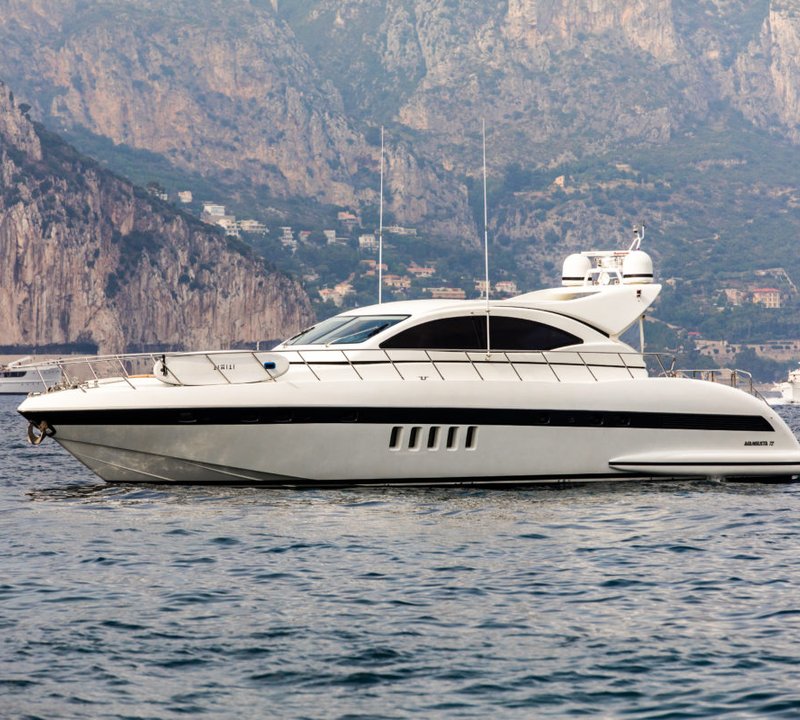 Yacht GRUMPY