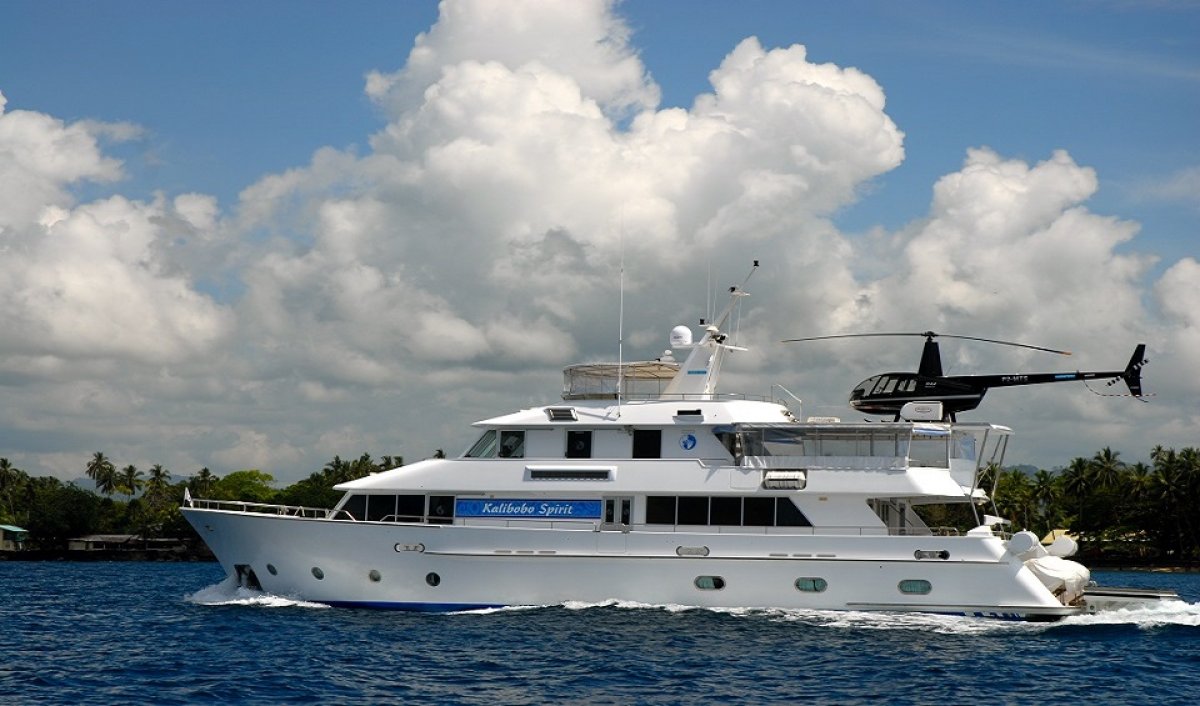 Yacht Kalibobo Spirit